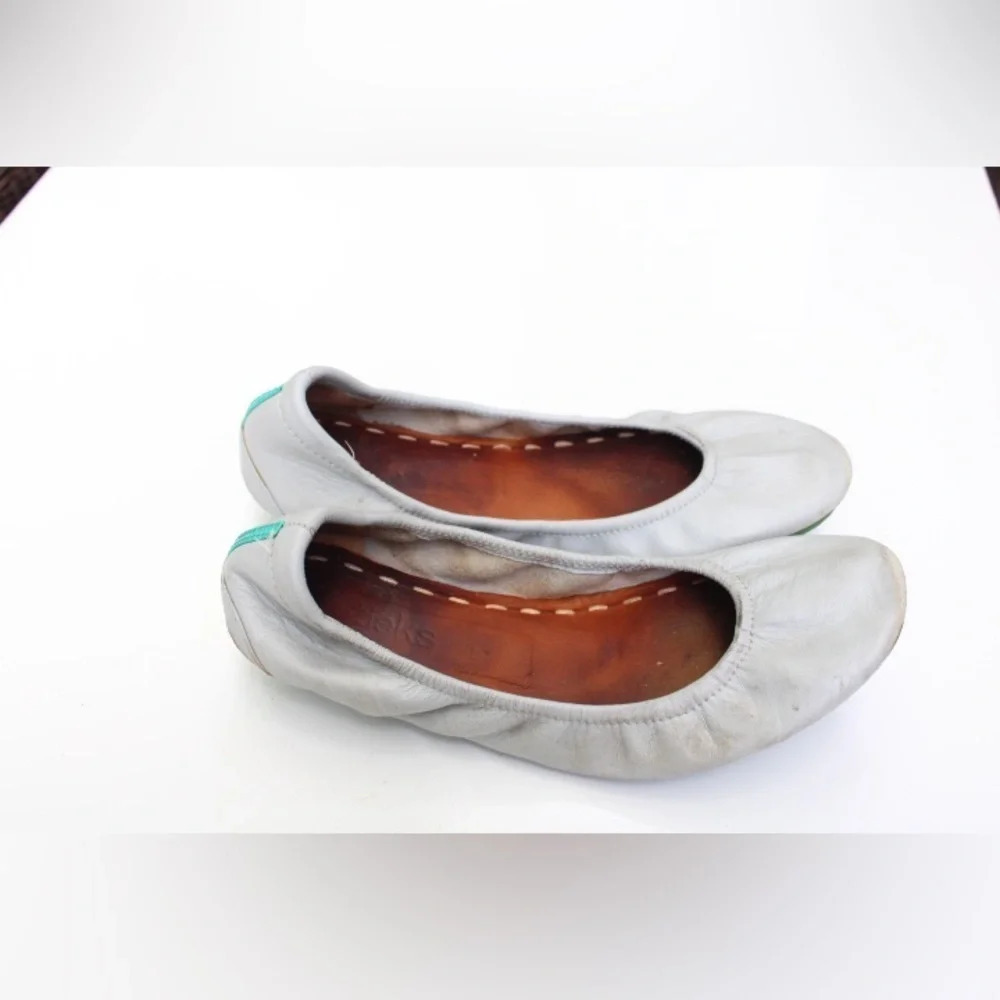 Tieks flats